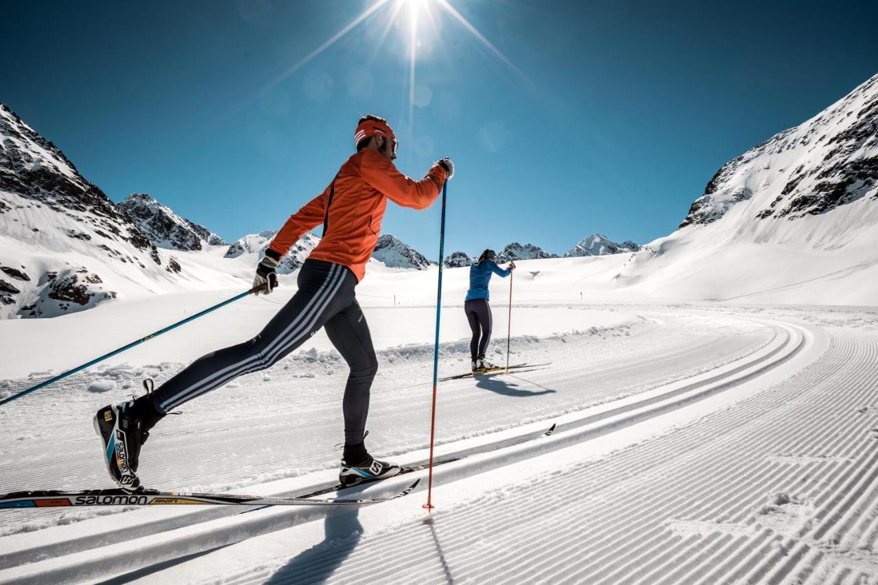 Pension Mittagskogel Sankt Leonhard im Pitztal Luaran gambar