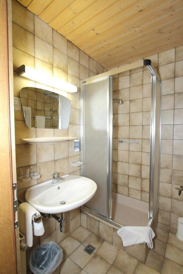 Pension Mittagskogel Sankt Leonhard im Pitztal Luaran gambar